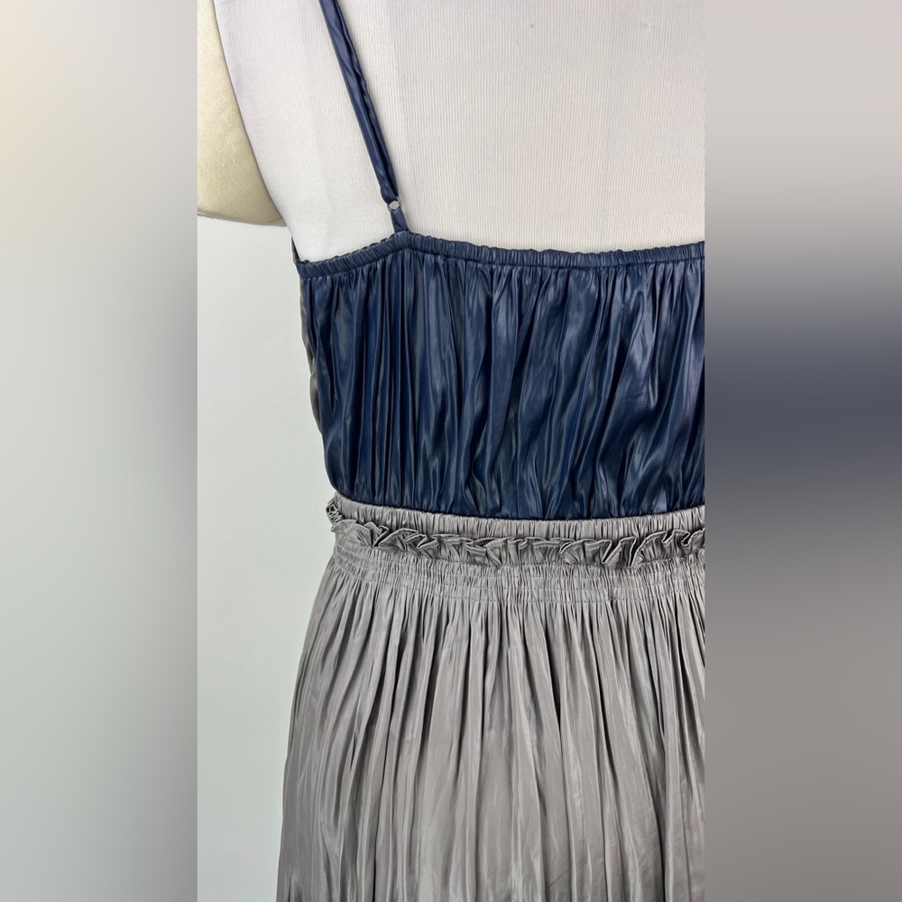 💚 3137. Sleeveless Strap Color Block Dress - Picture 4 of 7